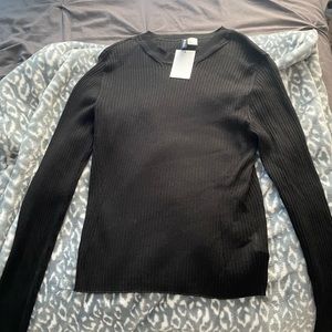 Long sleeve thin black sweater